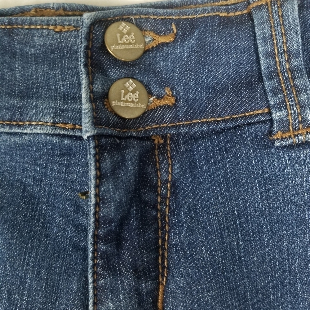 Lee naturally slimming Bermuda shorts - Picture 5 of 8